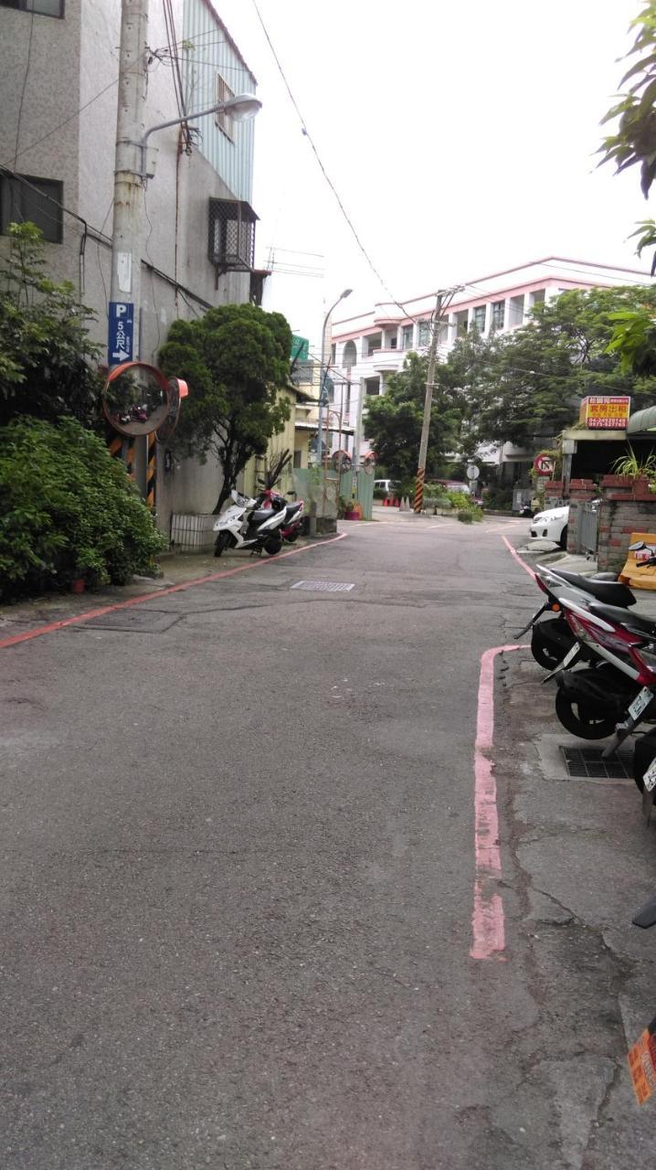 Feng Jia Homestay Taichung Extérieur photo